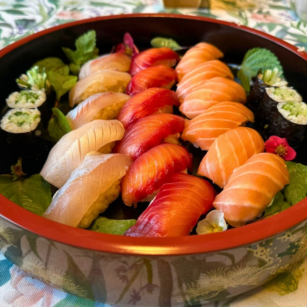 Nigiri seriola, gravlax, łosoś